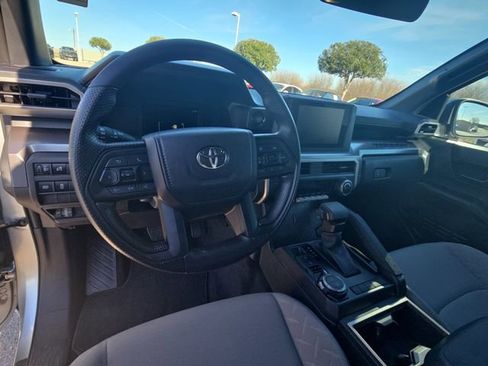 Used 2025 Toyota Tacoma SR5 image 15