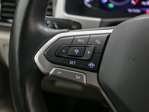 Used 2021 Volkswagen Atlas SEL AWD/4WD image 38