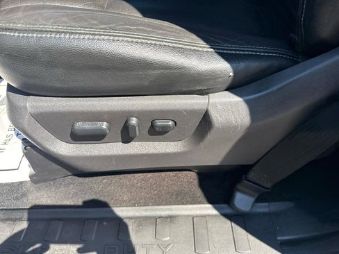 Used 2015 Ford F250 Lariat w/ Lariat Ultimate Package AWD/4WD image 20