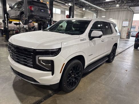 Used 2025 Chevrolet Tahoe High Country w/ Sun And Tow Package image 7