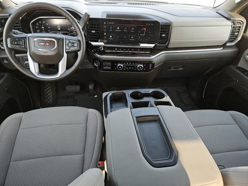 Certified 2025 GMC Sierra 2500 SLE w/ SLE Value Package; AWD/4WD image 12