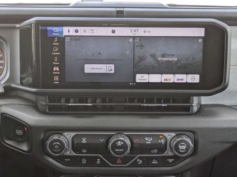 New 2026 Jeep Gladiator Sport AWD/4WD image 18