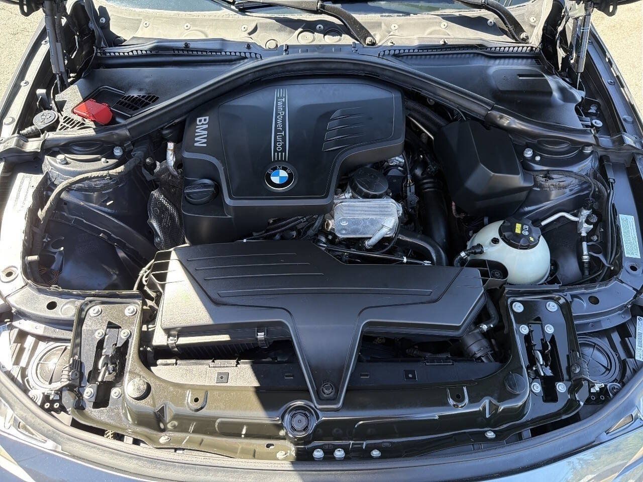 Used 2014 BMW 320i Sedan RWD image 12