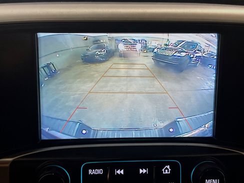 Used 2018 GMC Sierra 1500 SLT AWD/4WD image 10