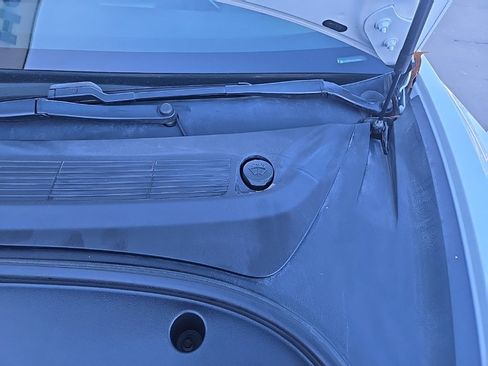 Used 2020 Tesla Model 3 Standard Range Plus image 73