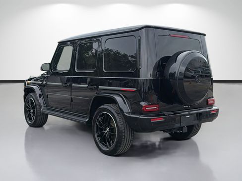 Used 2025 Mercedes-Benz G 550 image 3
