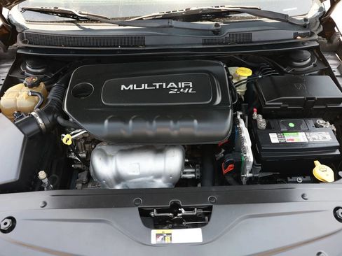 Used 2015 Chrysler 200 Limited w/ Convenience Group FWD image 44