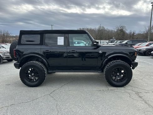 Used 2023 Ford Bronco Outer Banks image 6