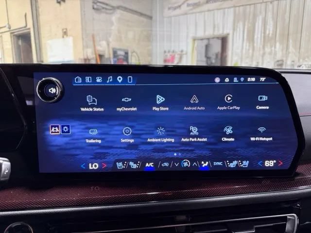 New 2027 Chevrolet Traverse RS w/ LPO, Floor Liner Package AWD/4WD image 19