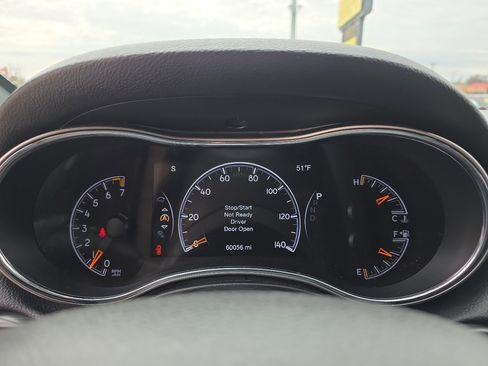 Used 2019 Jeep Grand Cherokee Limited image 16