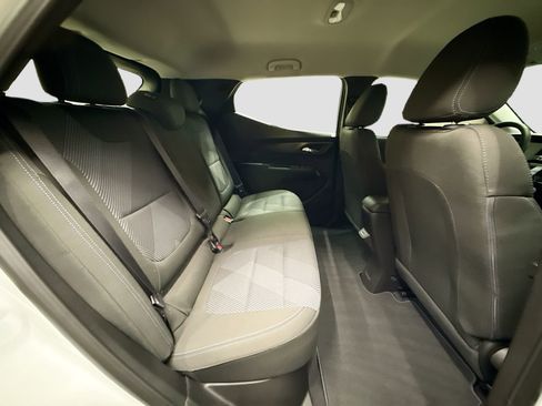 New 2027 Chevrolet Bolt LT w/ Comfort Package FWD image 30
