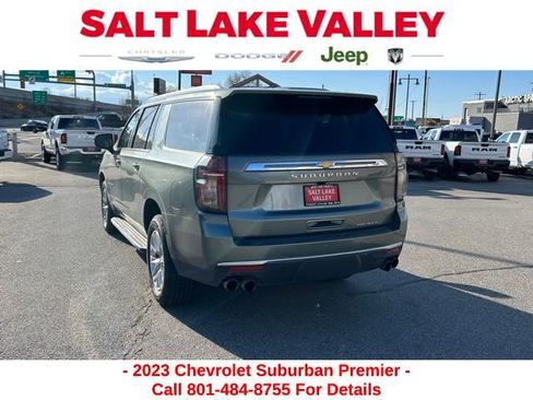 Used 2023 Chevrolet Suburban Premier image 6