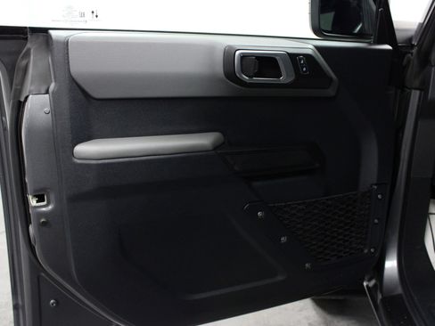 Used 2022 Ford Bronco Big Bend image 11