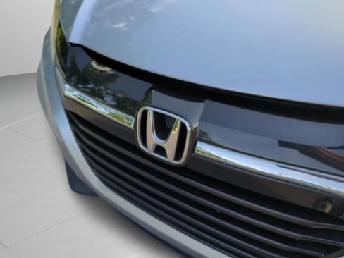 Certified 2017 Honda HR-V LX image 29