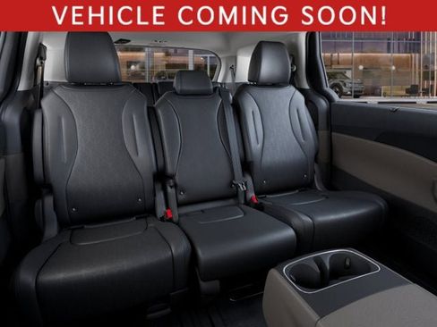 New 2026 Kia Carnival EX FWD image 16