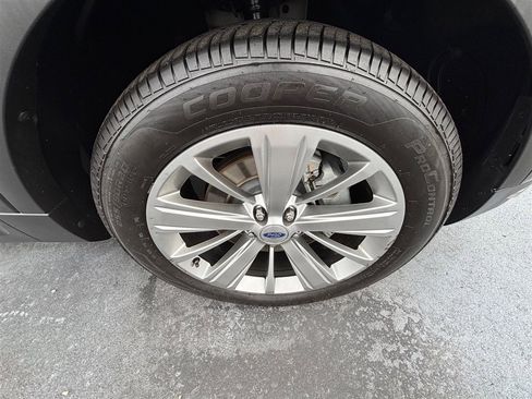 Used 2018 Ford Explorer Limited image 34