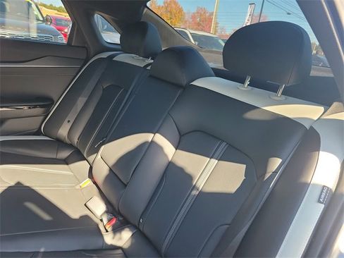 Used 2025 Kia K5 GT-Line image 10