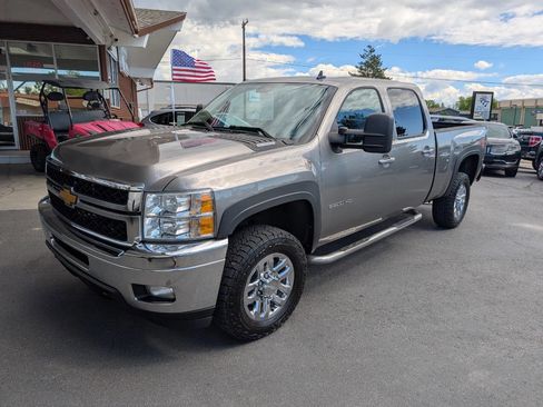 Used 2012 Chevrolet Silverado 2500 LTZ w/ LTZ Plus Package AWD/4WD image 3