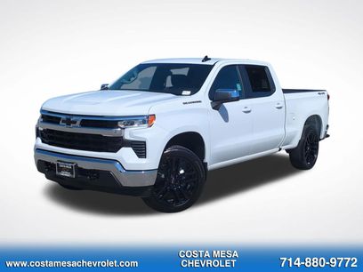 New 2026 Chevrolet Silverado 1500 LT w/ LPO, Dark Essentials Package