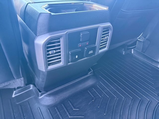 Used 2019 Ford F250 Platinum w/ Platinum Ultimate Package AWD/4WD image 19