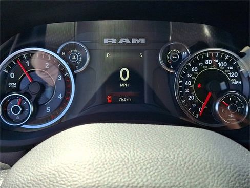 Used 2023 RAM 3500 Tradesman w/ Chrome Appearance Group image 15