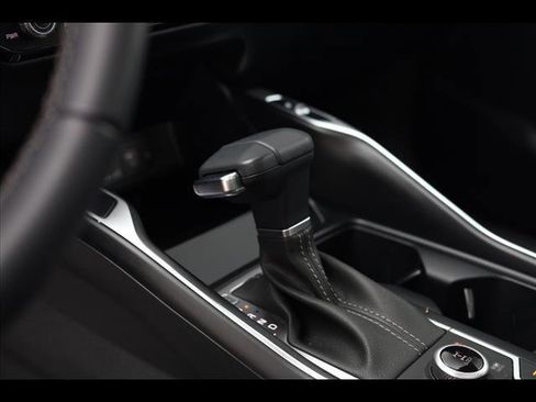 Used 2025 Kia Sorento S w/ Panoramic Sunroof Package image 8