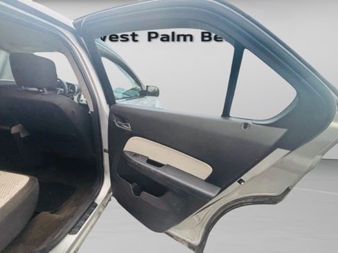Used 2011 Chevrolet Equinox LS w/ Bluetooth Package FWD image 20