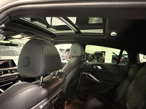Used 2023 BMW X6 xDrive40i w/ M Sport Package AWD/4WD image 64