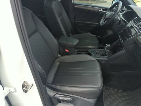 Used 2023 Volkswagen Tiguan SE R-Line FWD image 37