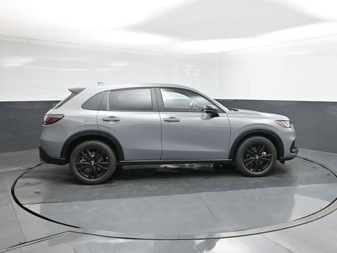 New 2027 Honda HR-V Sport image 11