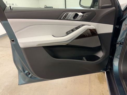 New 2026 BMW X5 sDrive40i w/ Premium Package image 12