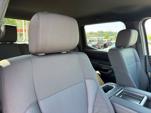 New 2026 Toyota Tundra SR5 w/ SR5 Convenience Package RWD image 15