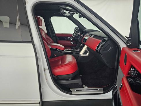 Used 2020 Land Rover Range Rover Autobiography image 10