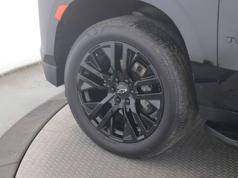 Used 2023 Chevrolet Tahoe RST w/ Luxury Package AWD/4WD image 13