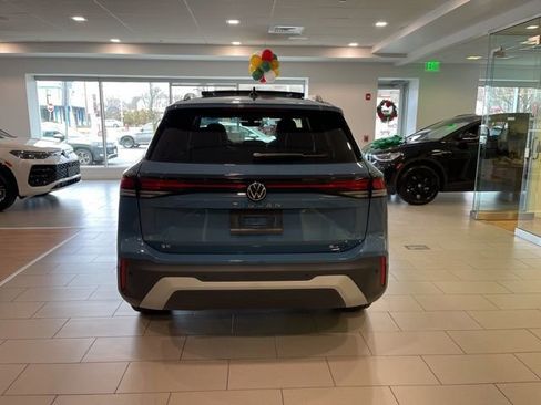 New 2026 Volkswagen Tiguan SE image 3