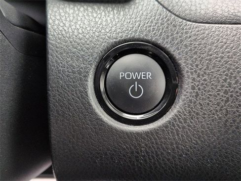 Certified 2025 Toyota Camry SE image 21