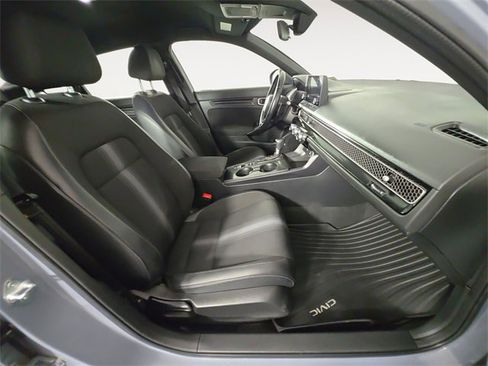 Used 2023 Honda Civic Sport image 15