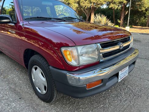 Used 1999 Toyota Tacoma 2WD Xtracab image 11