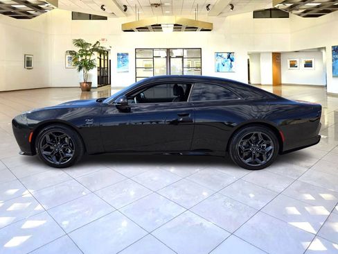 Used 2025 Dodge Charger R/T w/ Quick Order Package 25M R/T image 4