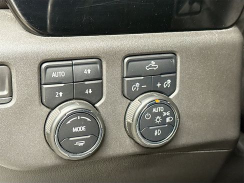 Used 2023 Chevrolet Silverado 1500 LT Trail Boss w/ Protection Package image 10