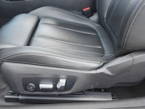 Used 2022 BMW 430i Coupe w/ Convenience Package RWD image 24