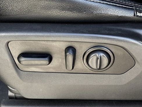 Used 2021 GMC Sierra 1500 Elevation w/ Preferred Package image 15