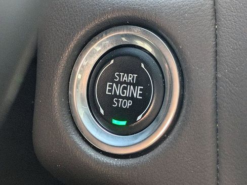 Used 2024 Chevrolet Tahoe LT AWD/4WD image 26