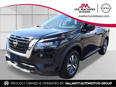 New 2025 Nissan Pathfinder SL