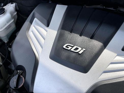 Used 2017 Hyundai Santa Fe Limited w/ Cargo Package image 32