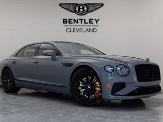 Used 2025 Bentley Flying Spur Plug-In Hybrid video 1