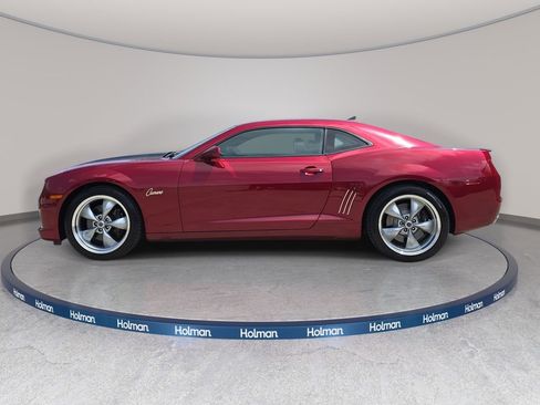 Used 2010 Chevrolet Camaro SS w/ Black Stripe Package RWD image 9