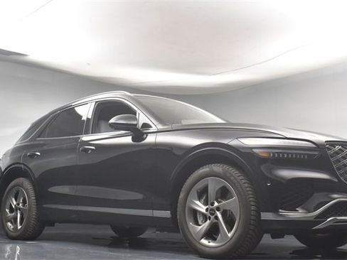 Used 2026 Genesis GV70 2.5T Advanced image 30