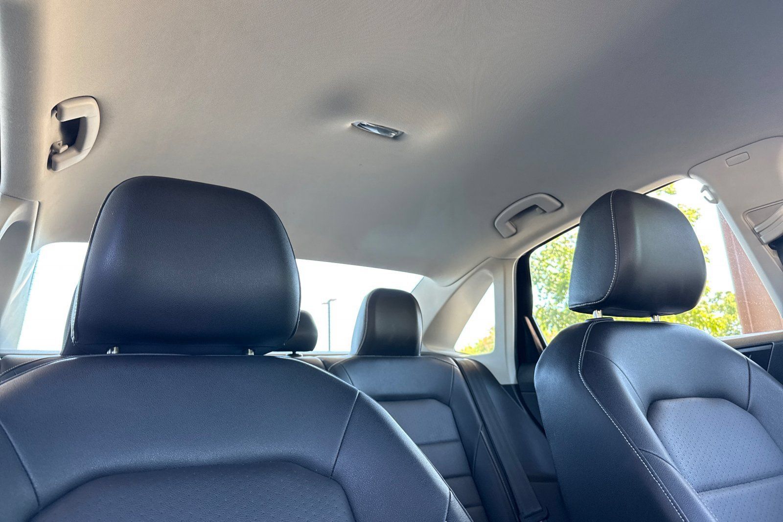 Used 2024 Volkswagen Jetta SE FWD image 24