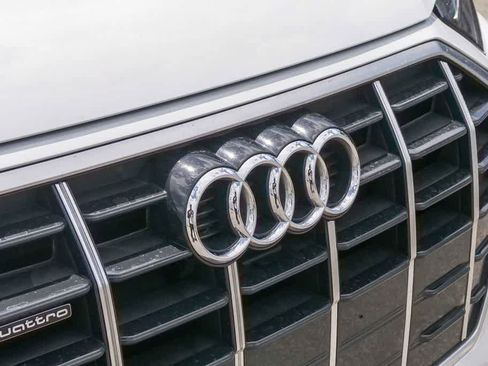 Used 2023 Audi Q5 2.0T Premium w/ Convenience Package AWD/4WD image 5